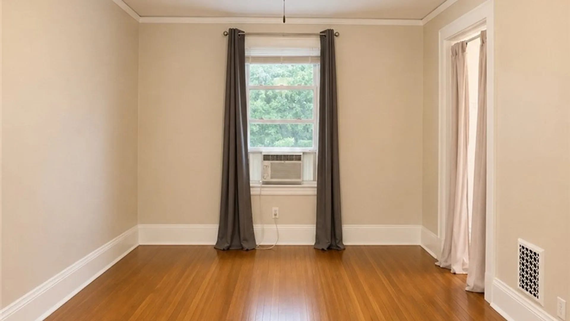 Property at 1176 Monroe Avenue, Rochester, NY 14620 16