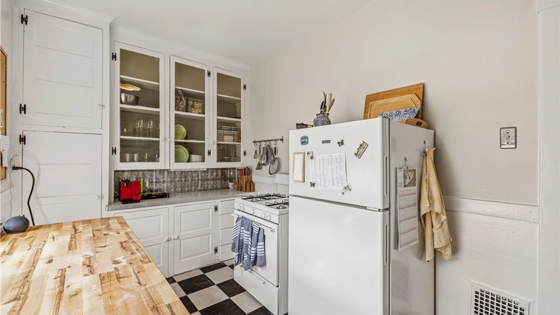 Property at 180 Richmond Avenue, Buffalo, NY 14222 22