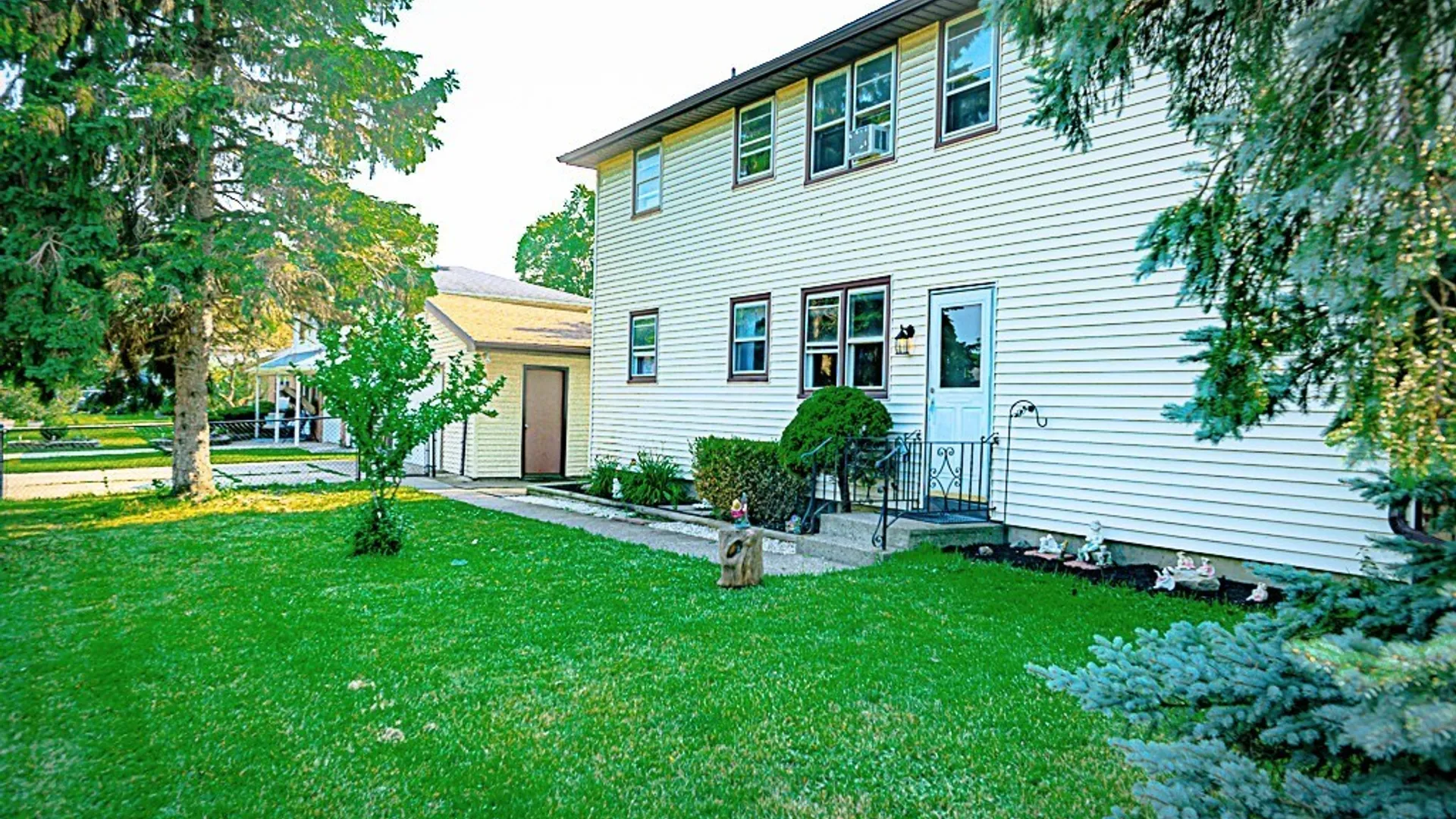 Property at 569 French Road, Cheektowaga, NY 14227 34