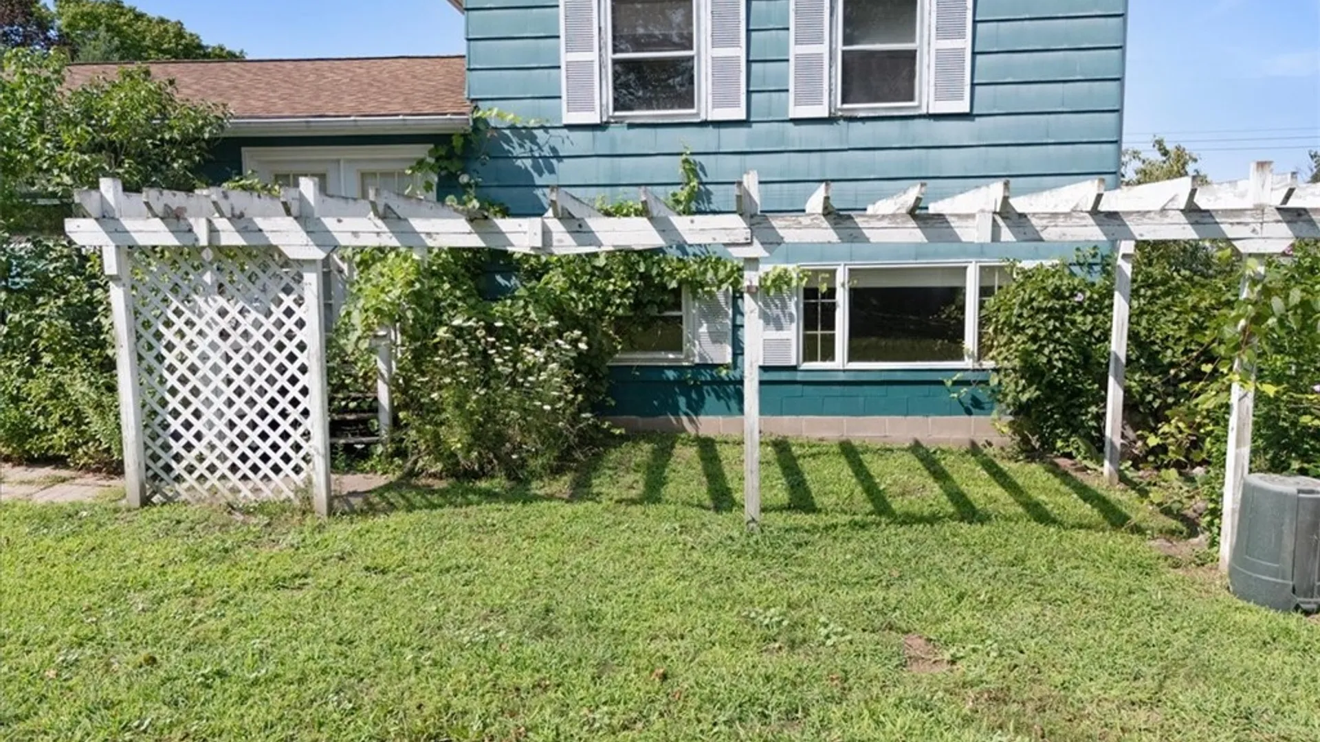 Property at 7131 Bayview Drive, Sodus, NY 14555 3