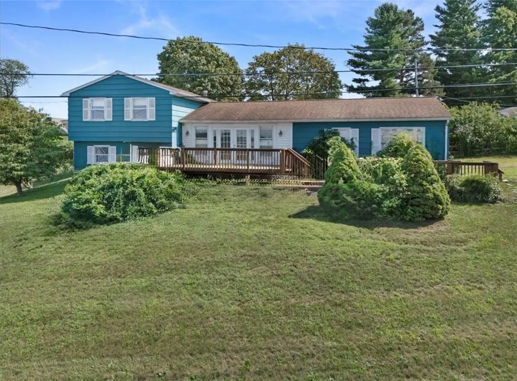 Property at 7131 Bayview Drive, Sodus, NY 14555