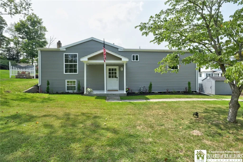 Property at 6 Holly Drive, Busti, NY 14750