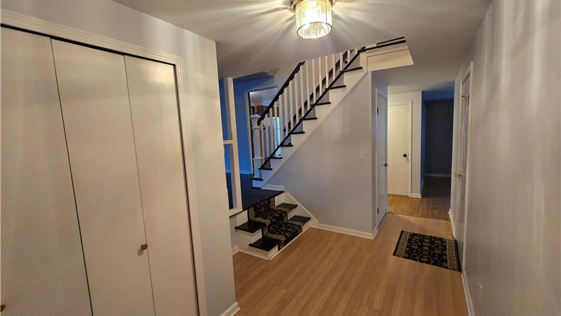 Property at 161 Foxpoint, Amherst, NY 14221 6