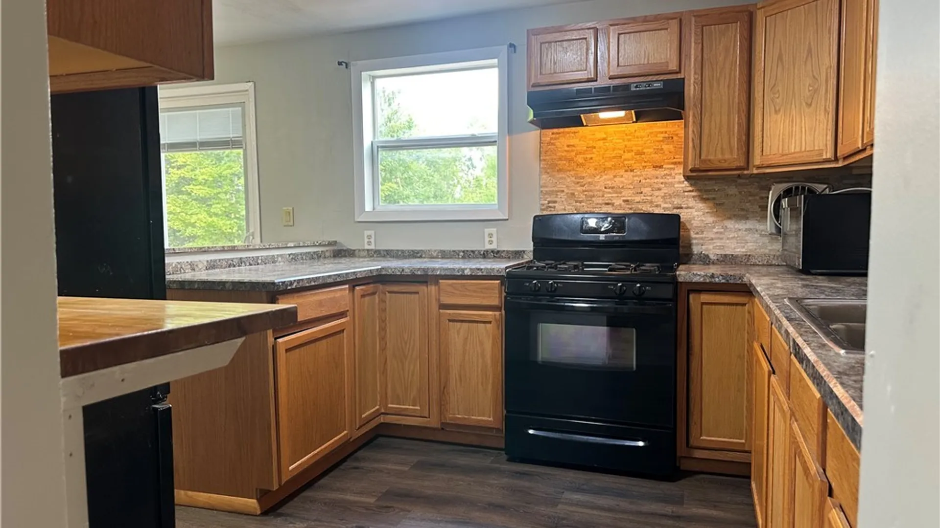 Property at 5941 Farrington Road, Cicero, NY 13039 7