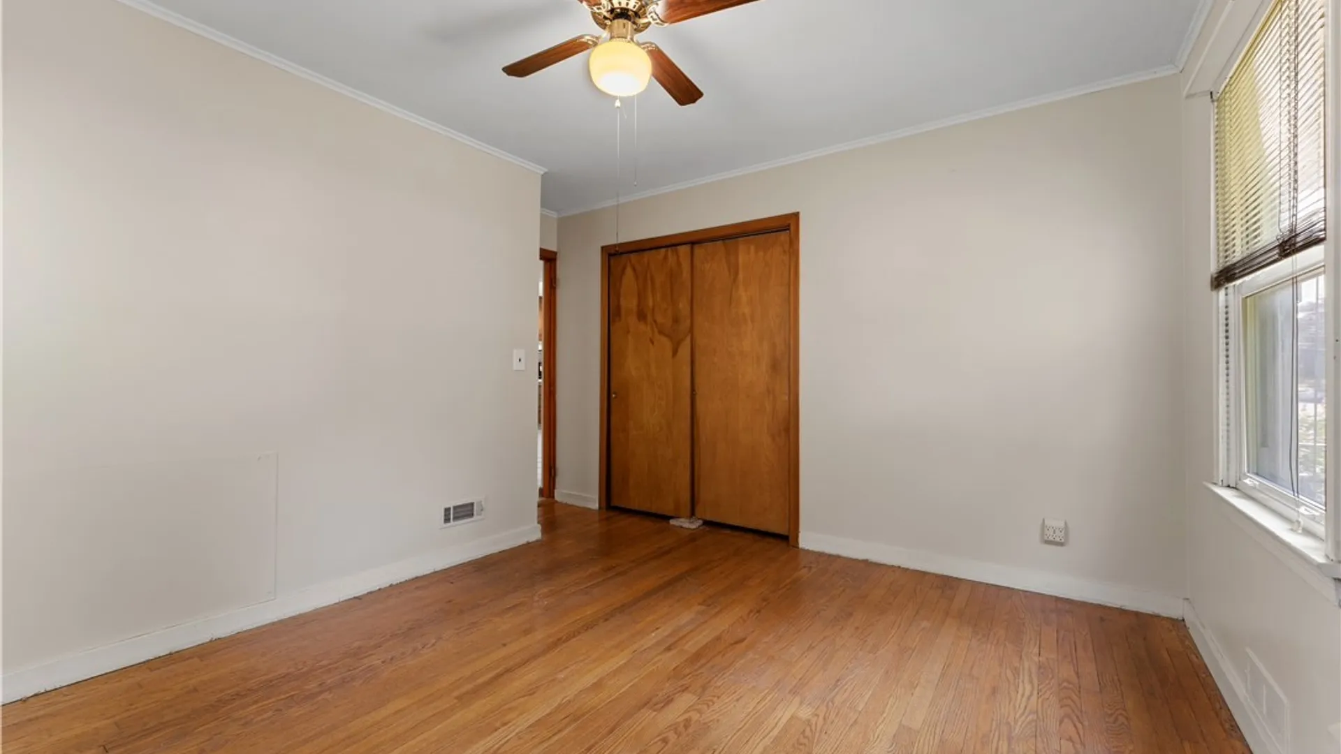 Property at 77 W 7th Street, Oswego, NY 13126 16