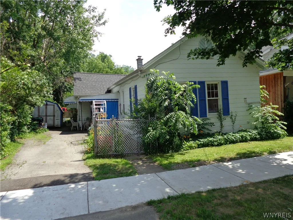 Property at 95 Fletcher Street, Tonawanda, NY 14150
