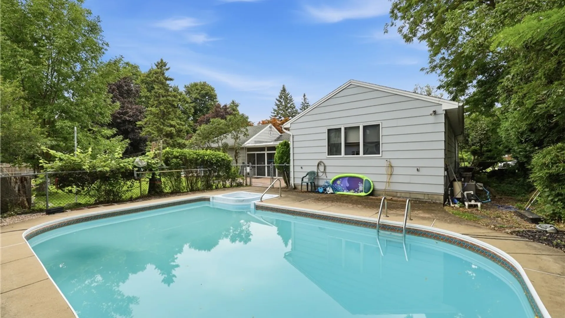 Property at 138 Woodshire, Amherst, NY 14068 40
