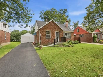 Property at 43 Norman Place, Amherst, NY 14226