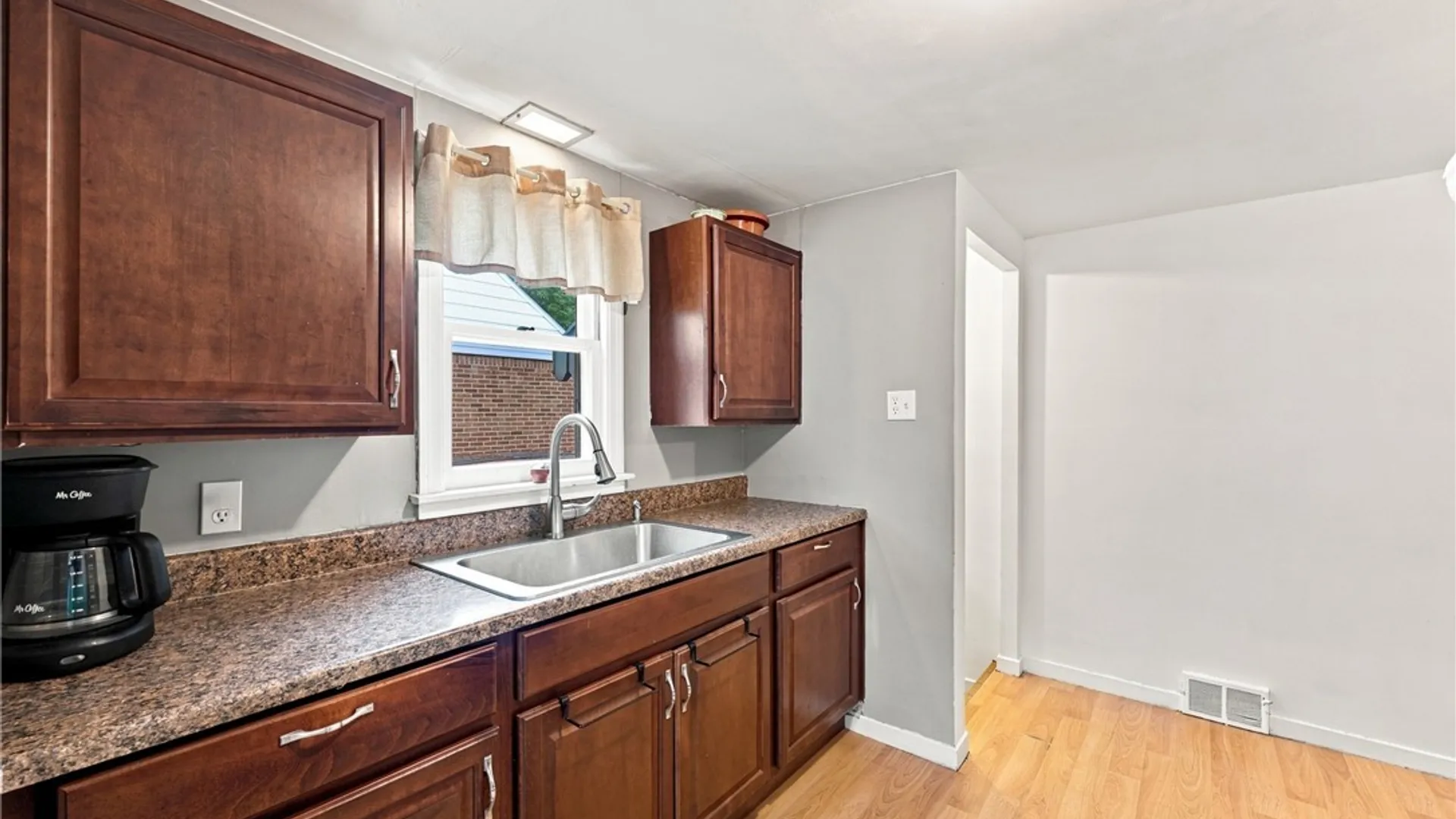 Property at 43 Norman Place, Amherst, NY 14226 6