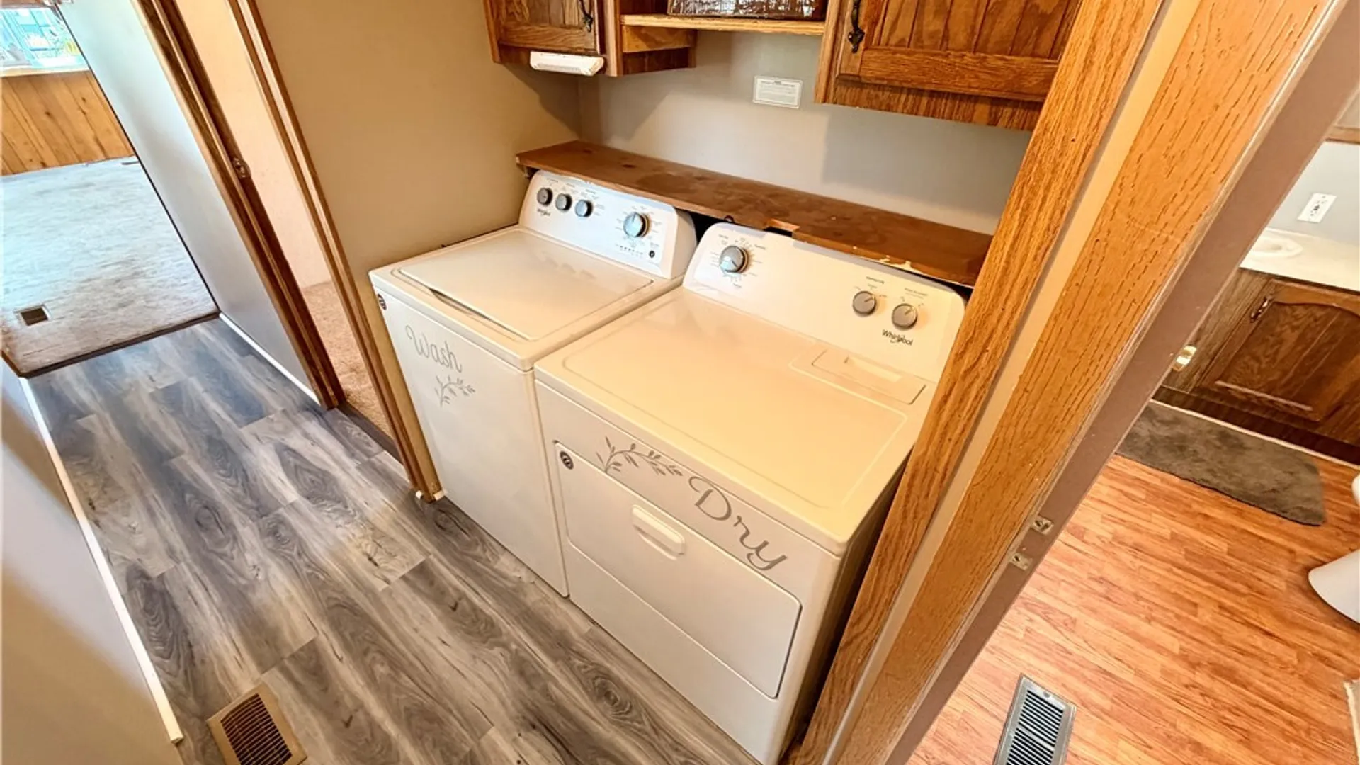 Property at 6035 S Transit #319 Village Pkwy Rd, Lockport Town, NY 14094 16