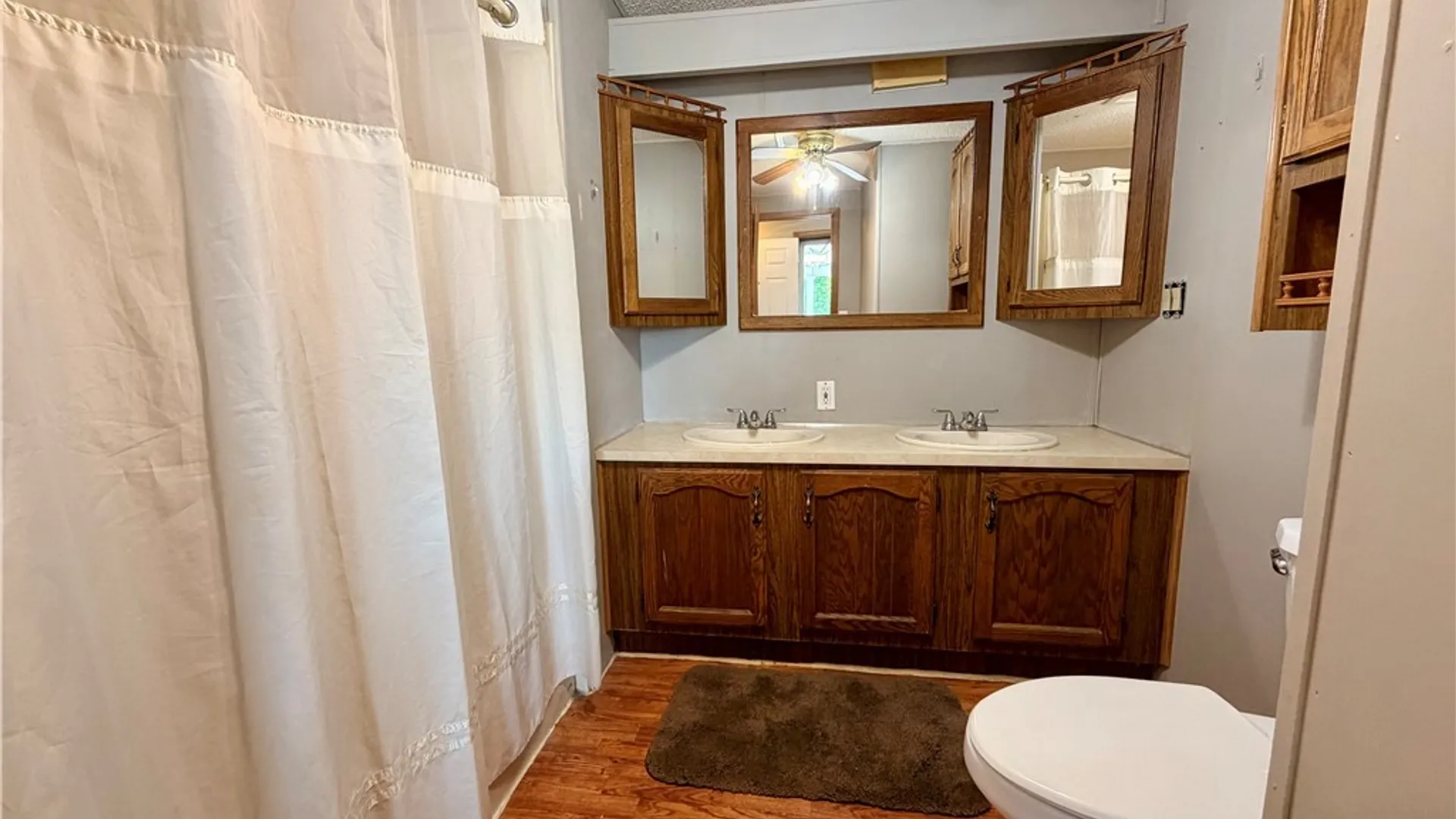 Property at 6035 S Transit #319 Village Pkwy Rd, Lockport Town, NY 14094 17