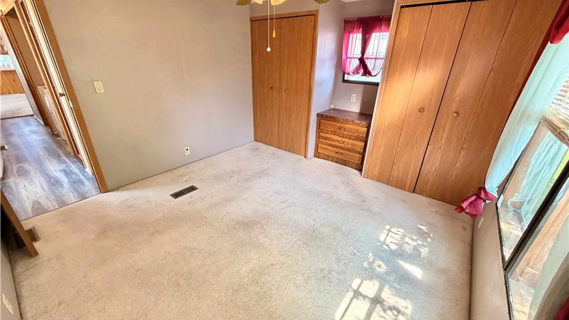 Property at 6035 S Transit #319 Village Pkwy Rd, Lockport Town, NY 14094 20