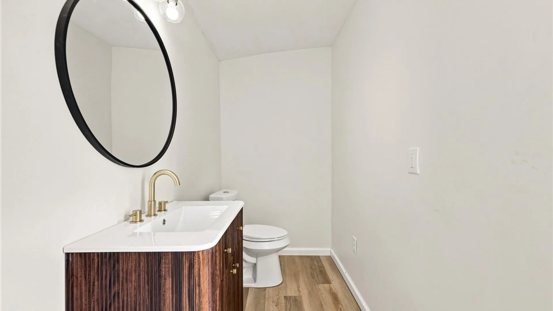 Property at 187 Chester Street, Buffalo, NY 14208 9