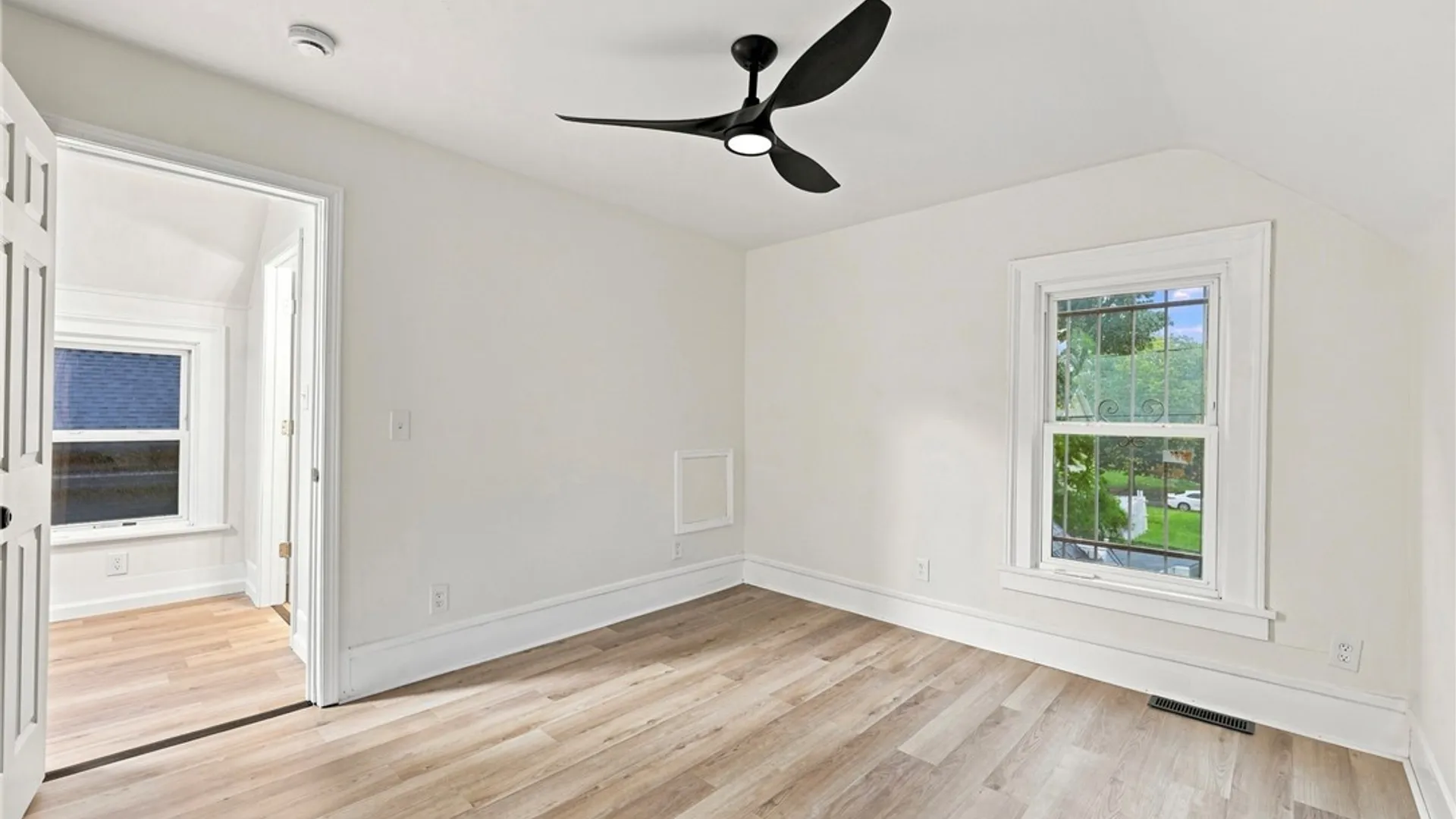 Property at 187 Chester Street, Buffalo, NY 14208 11