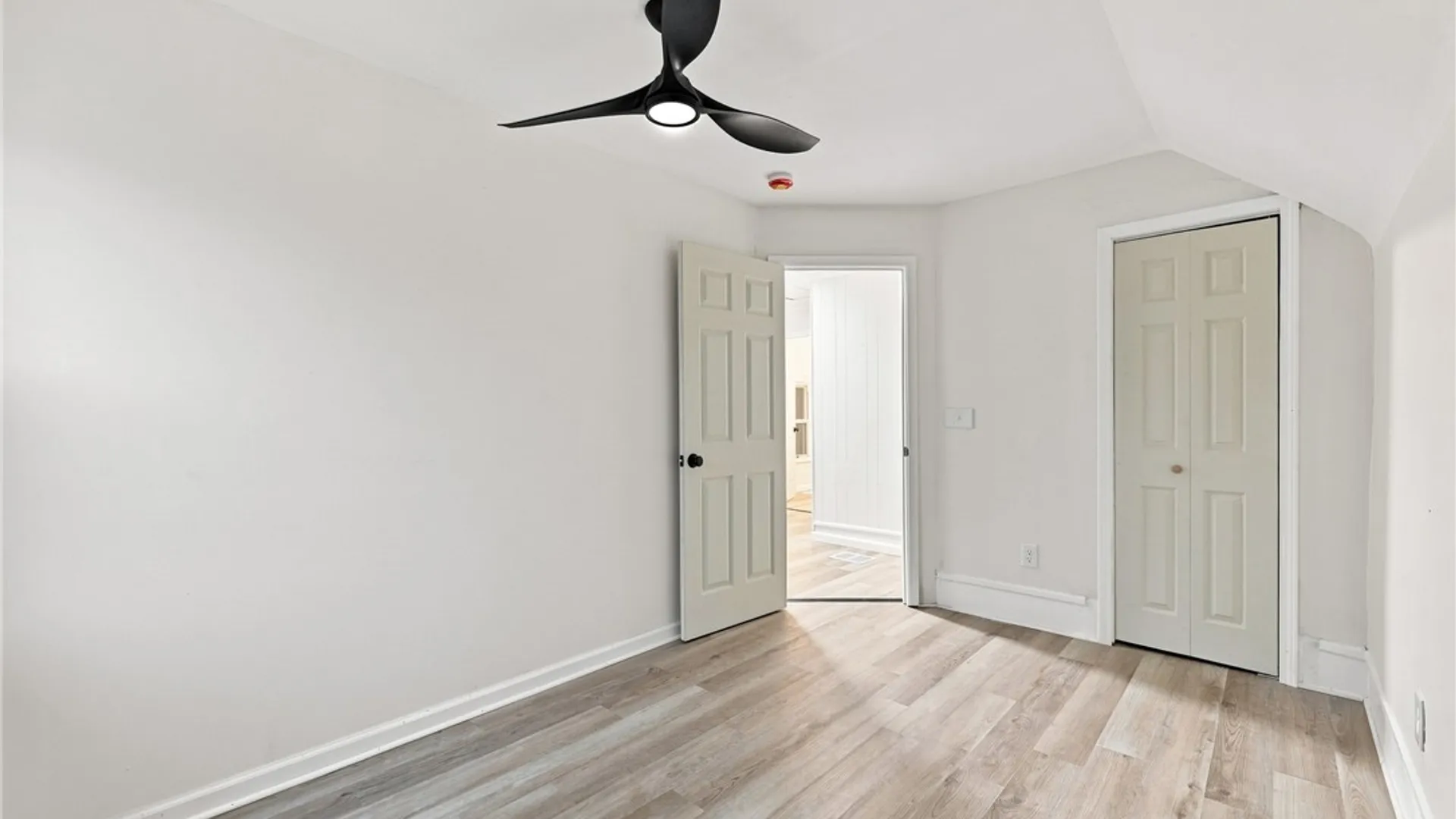 Property at 187 Chester Street, Buffalo, NY 14208 12