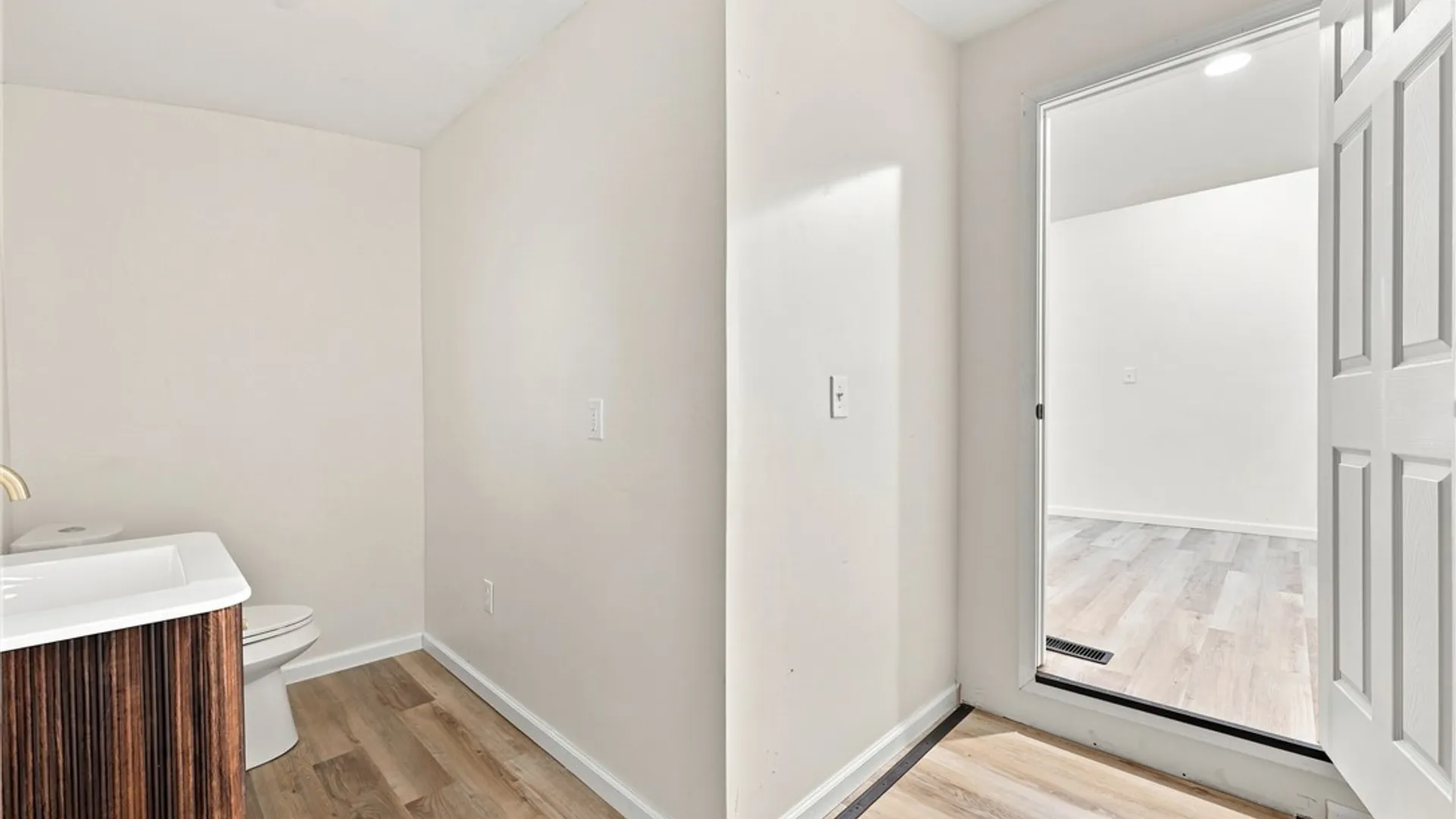 Property at 187 Chester Street, Buffalo, NY 14208 32