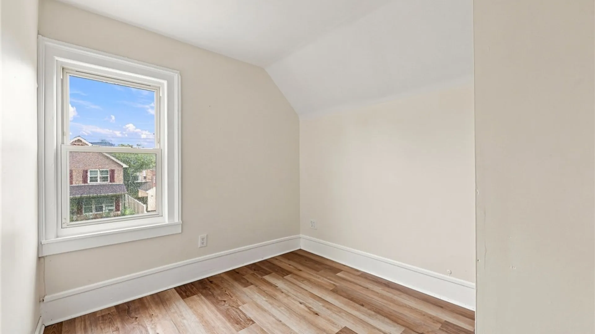 Property at 187 Chester Street, Buffalo, NY 14208 36