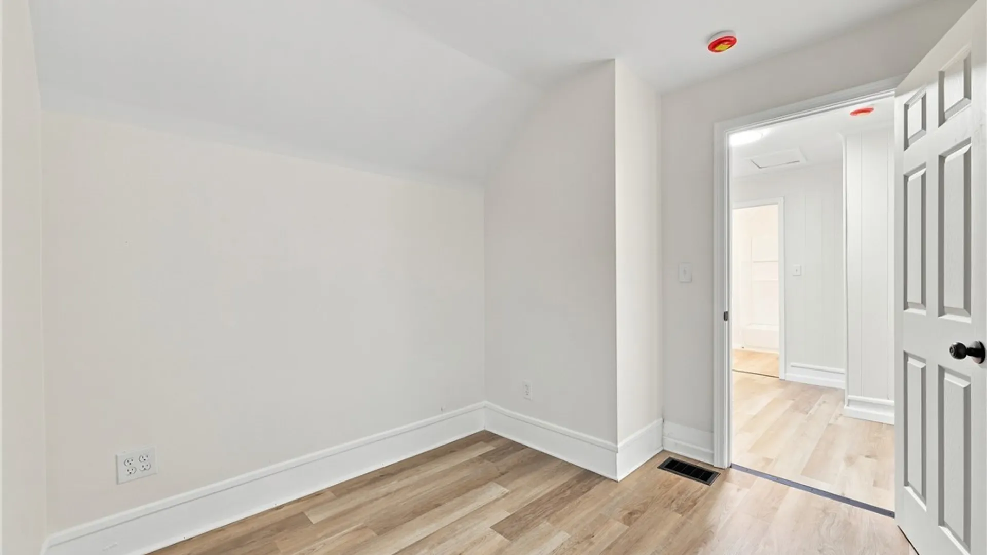 Property at 187 Chester Street, Buffalo, NY 14208 37