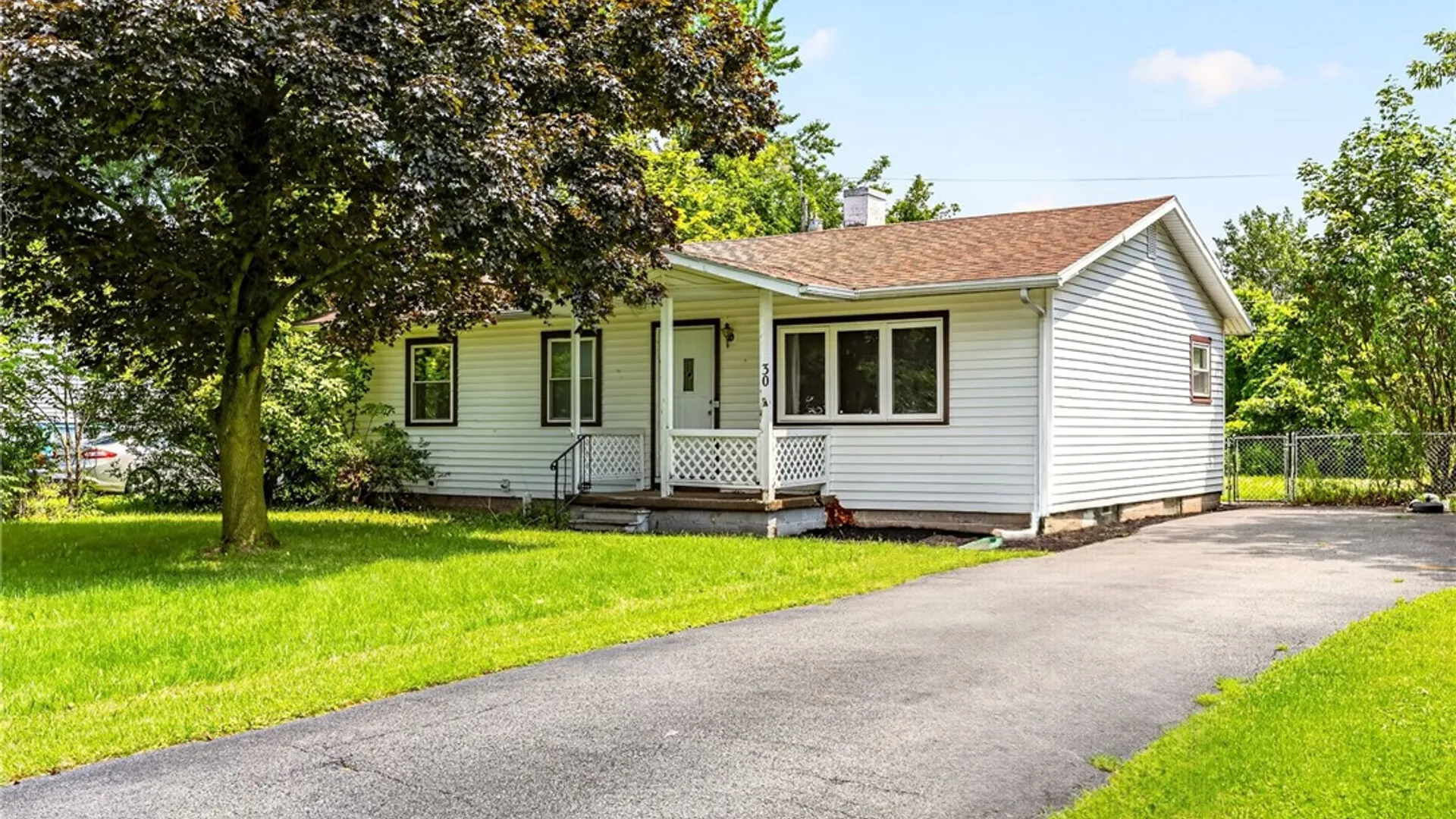 Property at 30 Fairlawn Drive, Mendon, NY 14472 3