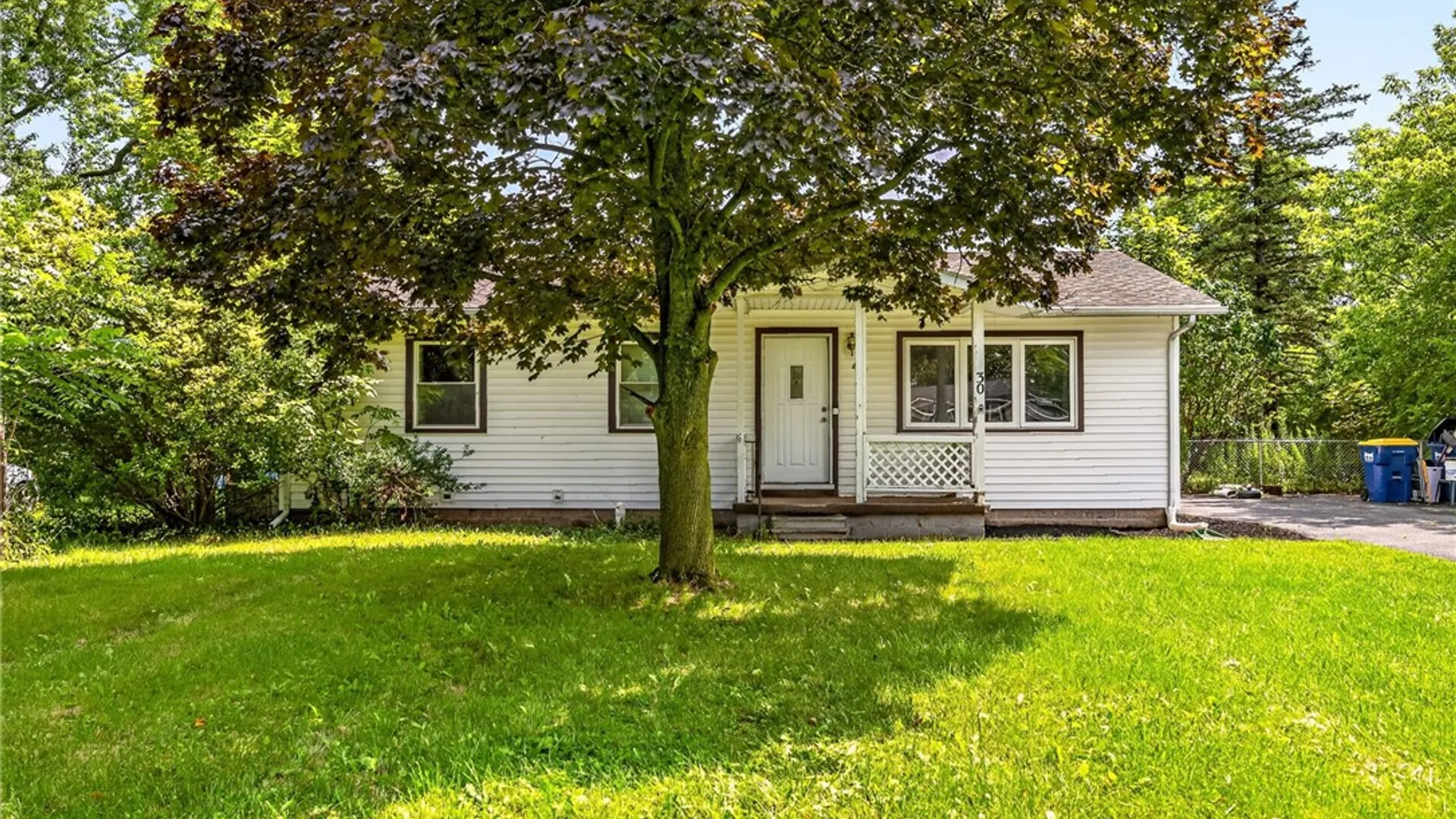 Property at 30 Fairlawn Drive, Mendon, NY 14472 4