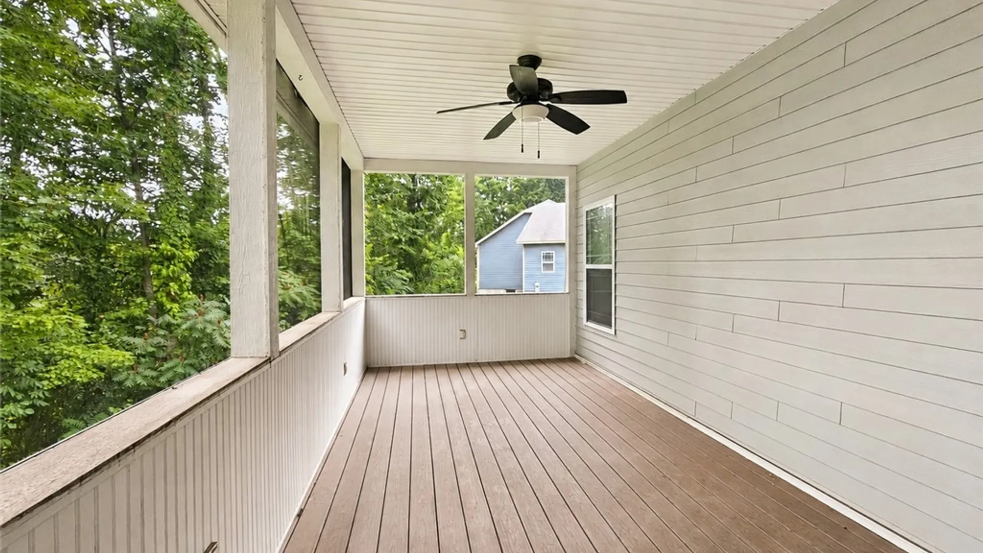 Property at 7924 Springwoods Circle, Lysander, NY 13027 5