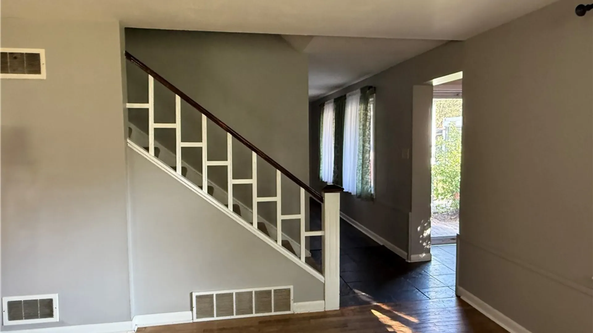 Property at 102 Trent Lane, Camillus, NY 13031 22