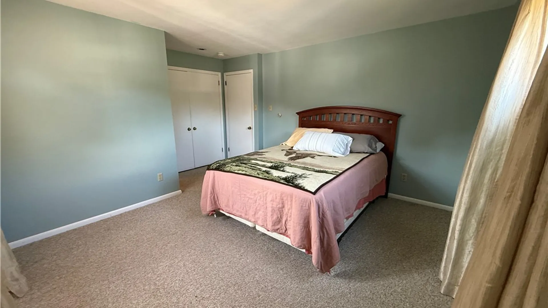 Property at 102 Trent Lane, Camillus, NY 13031 26