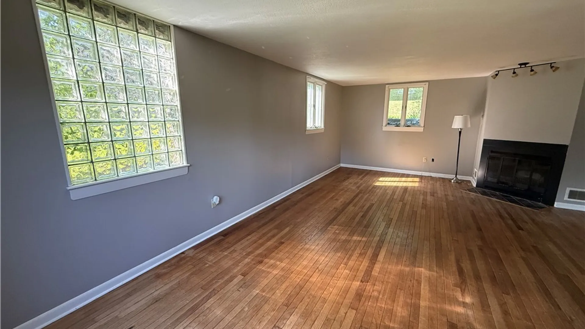Property at 102 Trent Lane, Camillus, NY 13031 17