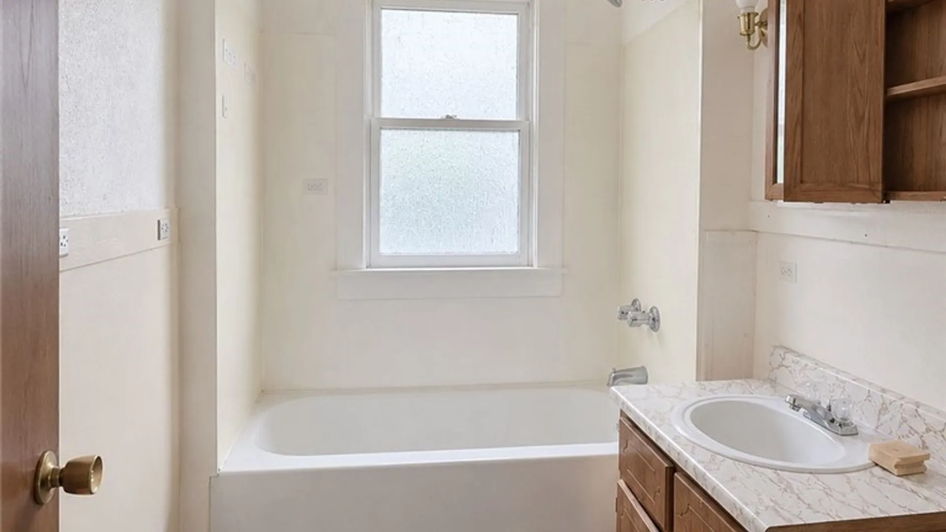 Property at 230 Riley Street, Buffalo, NY 14208 8