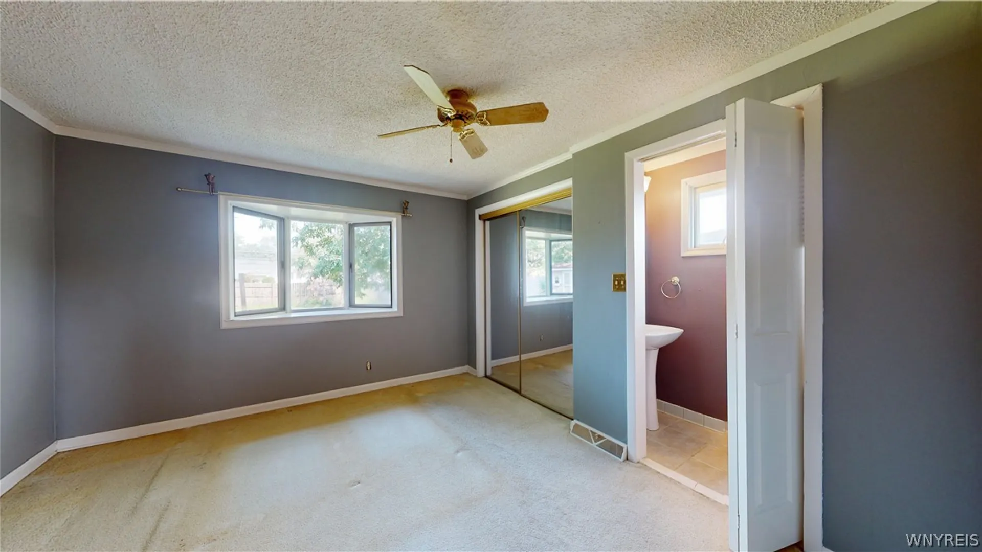 Property at 2045 Parker Boulevard, Tonawanda, NY 14150 20