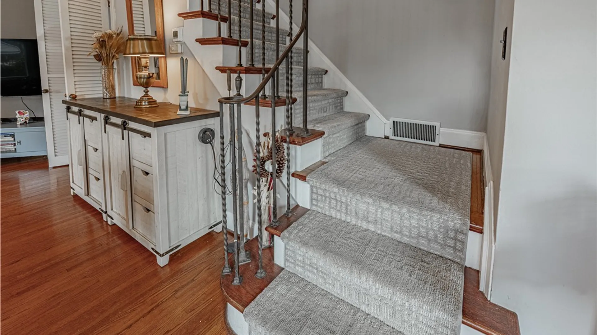 Property at 383 Springville Ave, Amherst, NY 14226 21