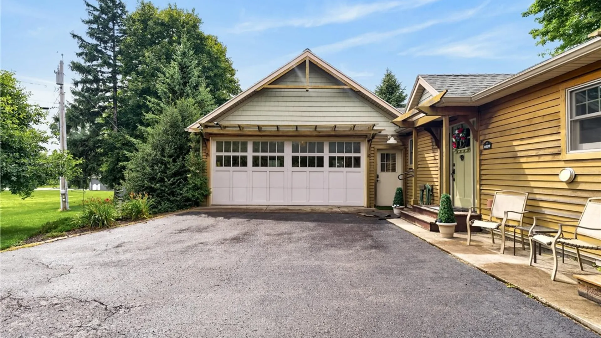 Property at 4609 Spinnaker Lane, Williamson, NY 14589 3