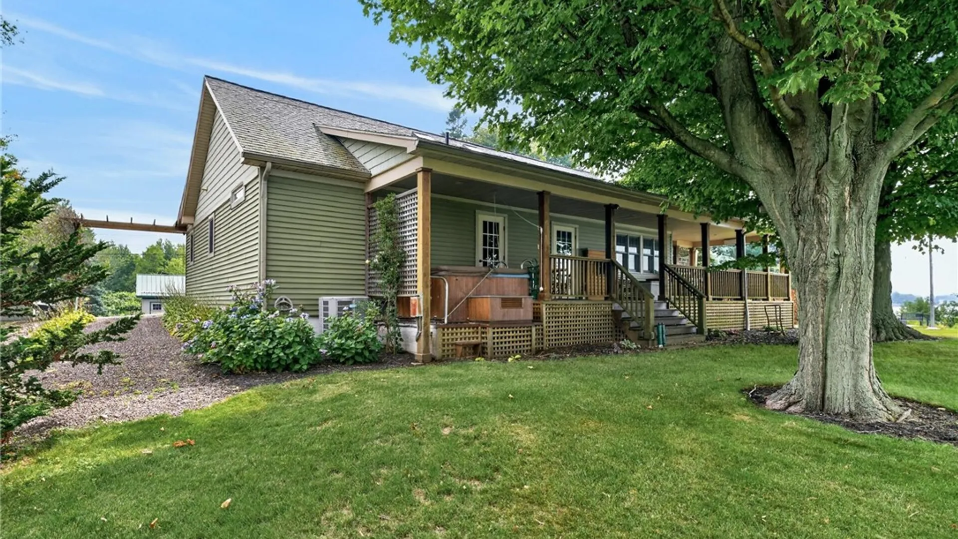 Property at 4609 Spinnaker Lane, Williamson, NY 14589 38