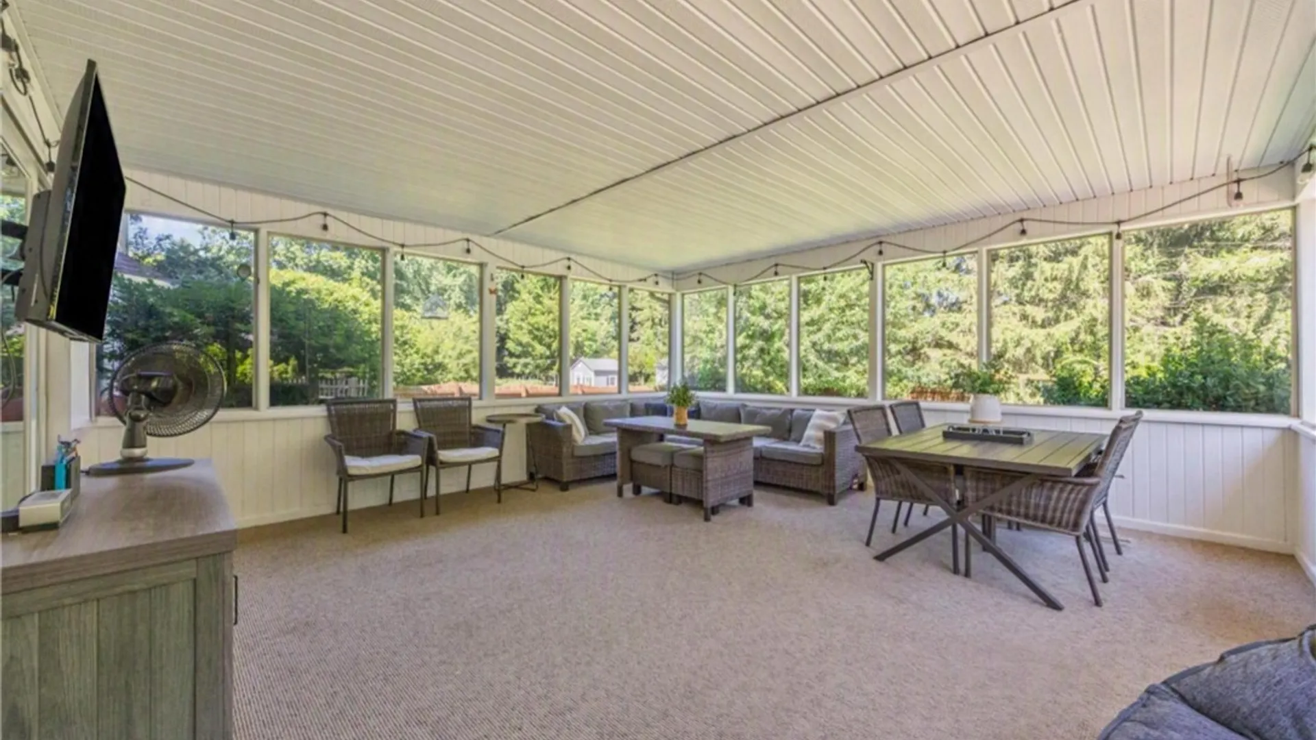 Property at 606 Concord Drive, Webster, NY 14580 30