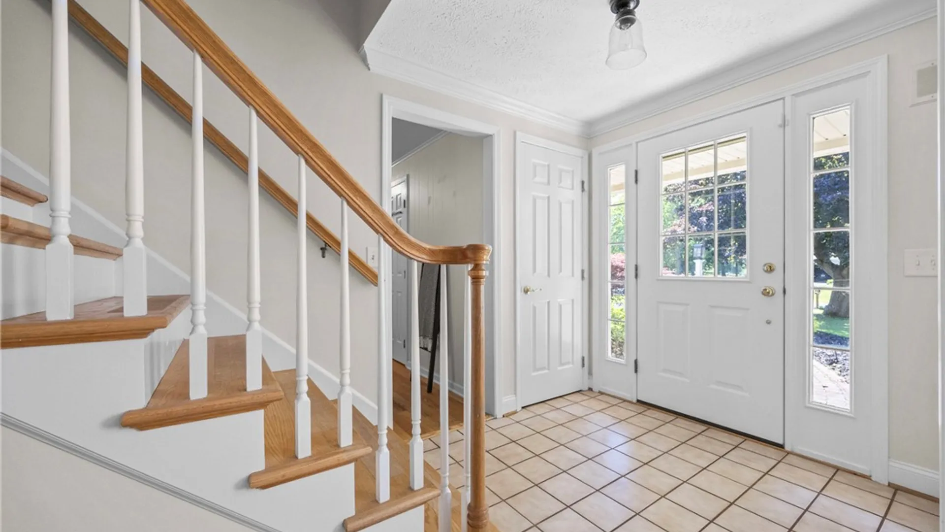 Property at 606 Concord Drive, Webster, NY 14580 5