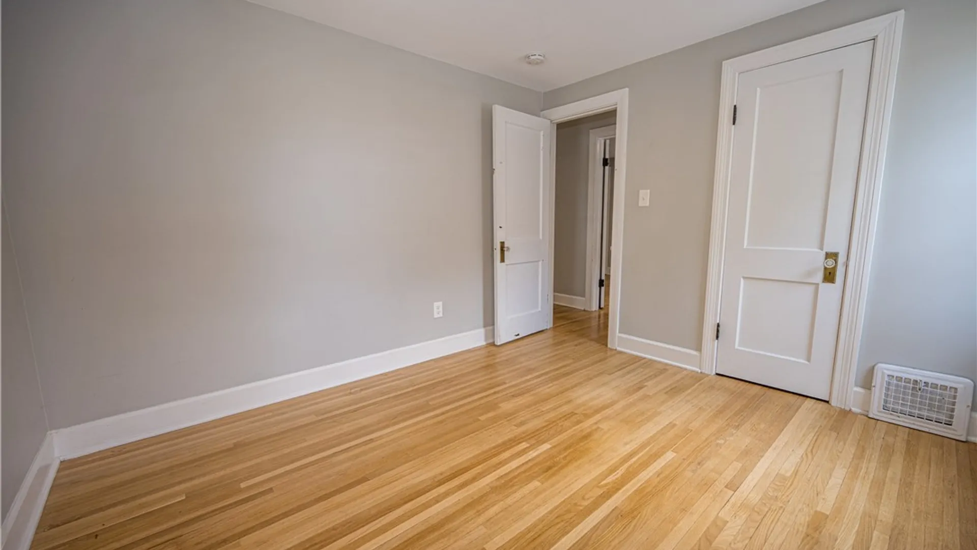 Property at 83 Whitehall Avenue, Buffalo, NY 14220 27