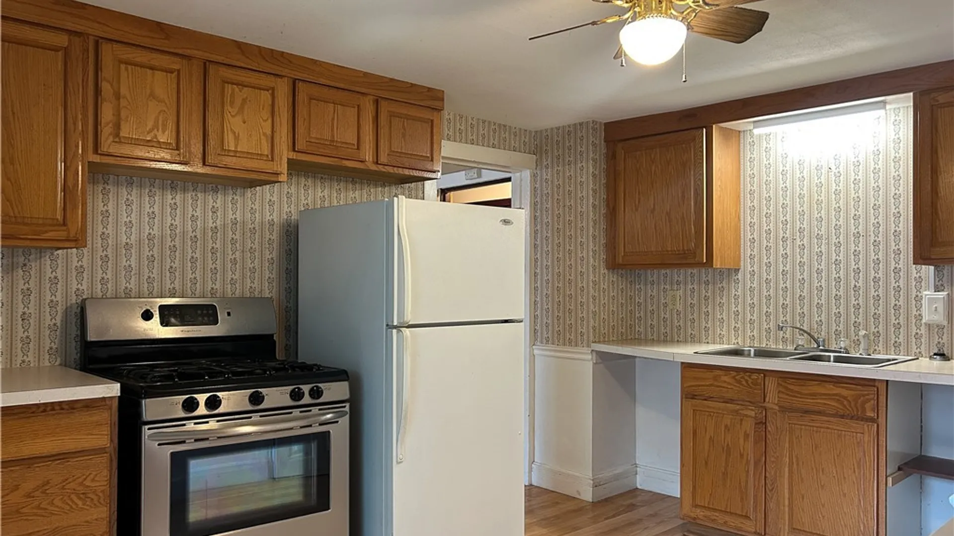 Property at 150 Cottage Street, Auburn, NY 13021 16