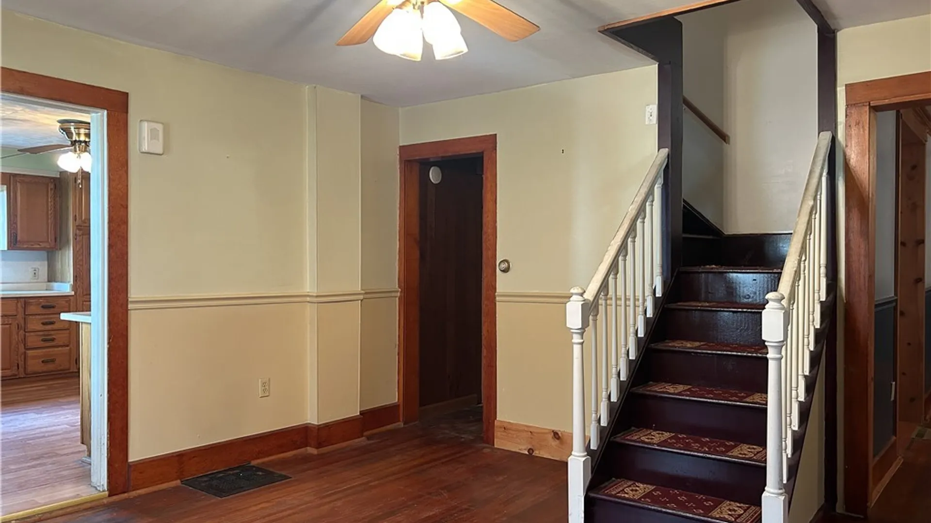 Property at 150 Cottage Street, Auburn, NY 13021 5