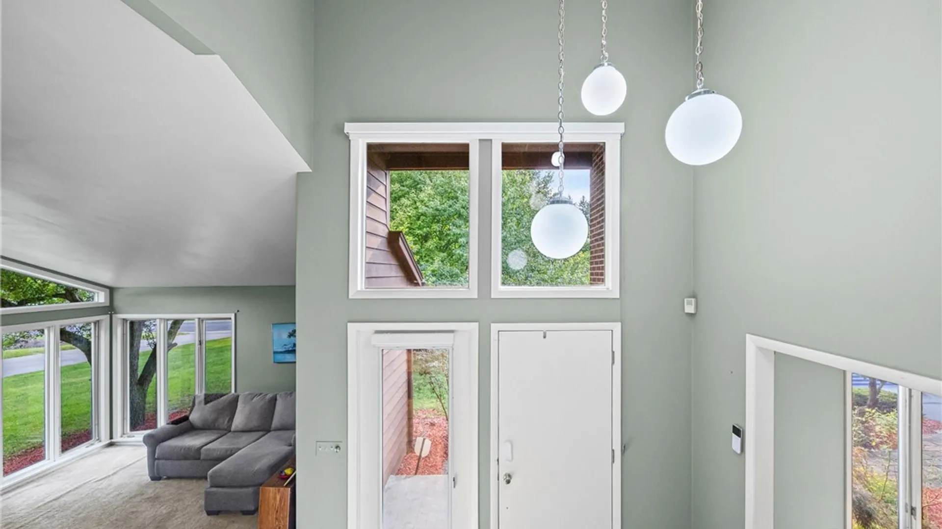 Property at 32 Framingham Lane, Pittsford, NY 14534 6