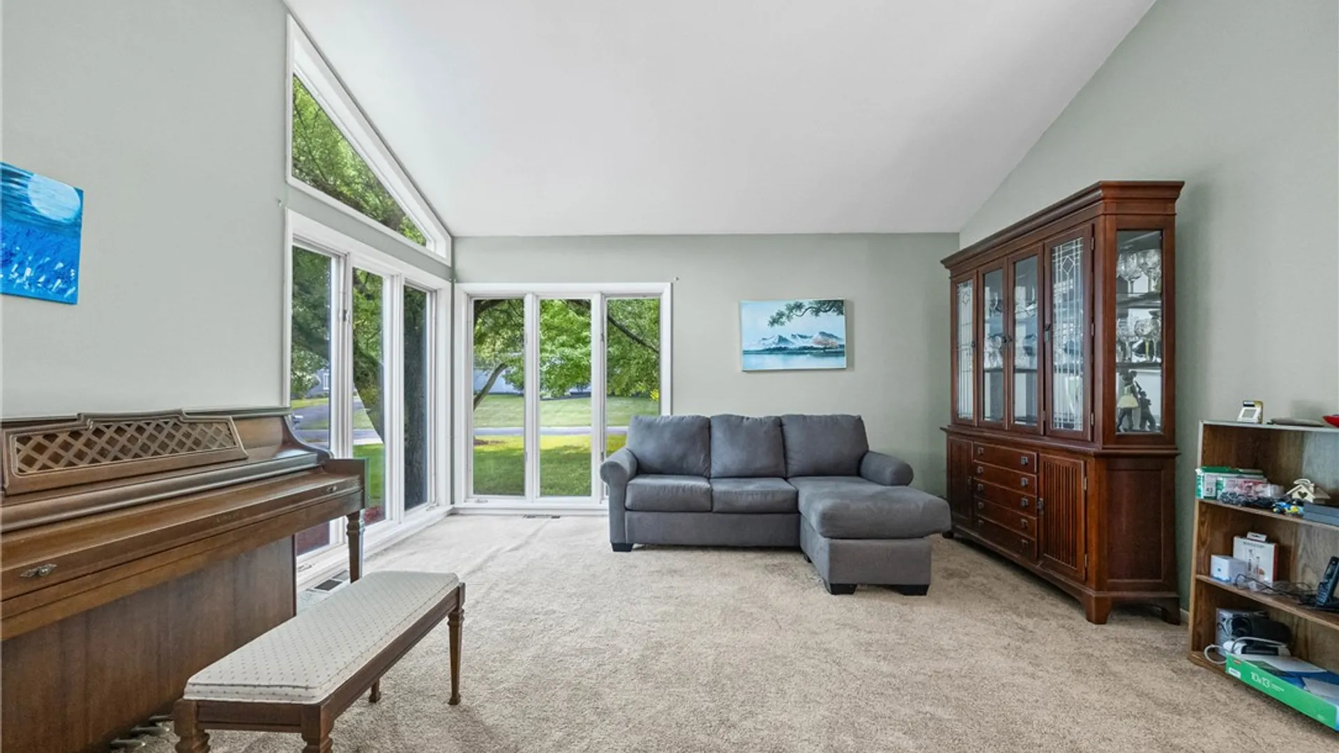 Property at 32 Framingham Lane, Pittsford, NY 14534 7