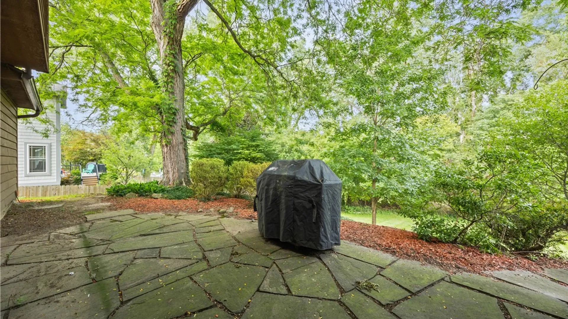 Property at 32 Framingham Lane, Pittsford, NY 14534 41