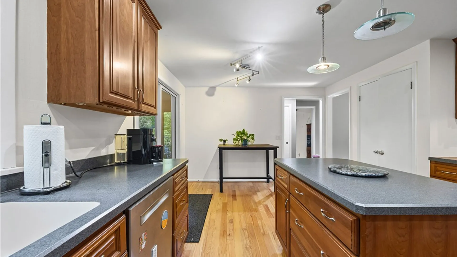 Property at 32 Framingham Lane, Pittsford, NY 14534 18