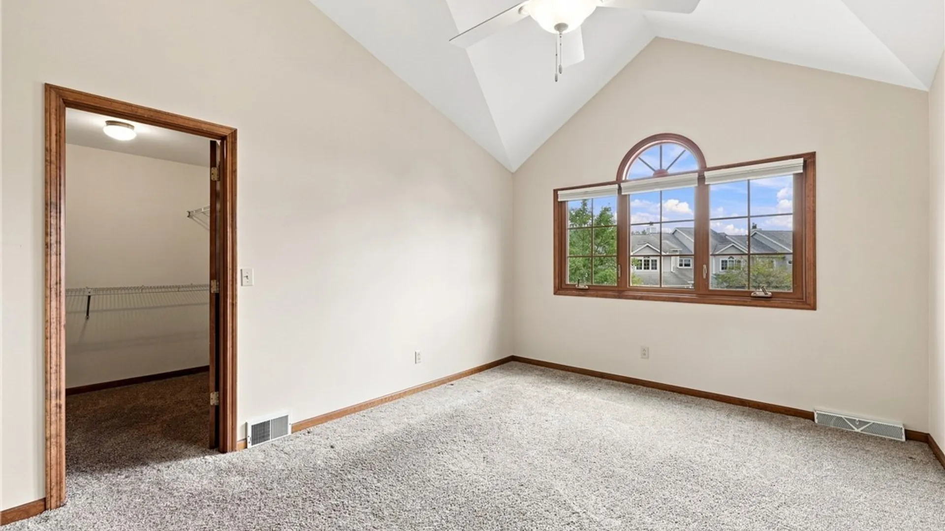 Property at 181 Bridle Path, Orchard Park, NY 14127 15