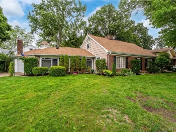 Property at 111 Marjann Terrace, Tonawanda, NY 14223