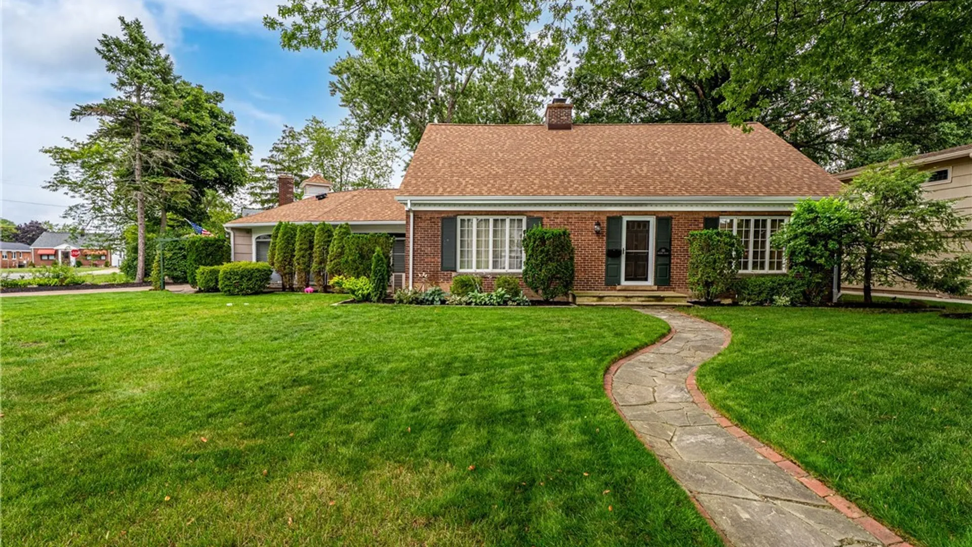 Property at 111 Marjann Terrace, Tonawanda, NY 14223 3