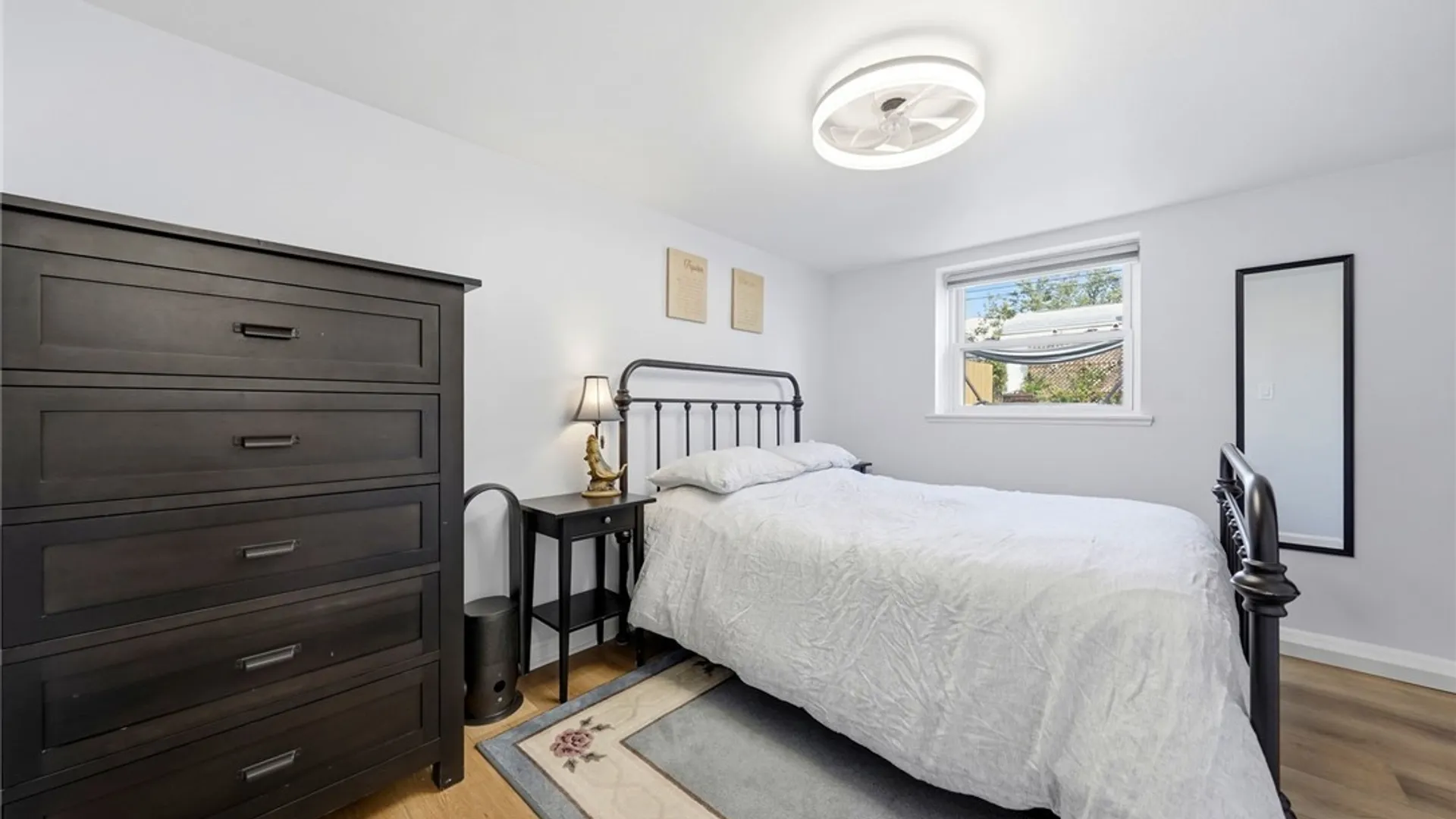 Property at 142 Onondaga Avenue, West Seneca, NY 14220 12