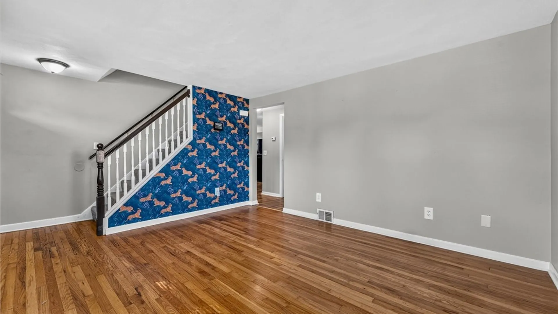 Property at 414 Beverly Drive, Camillus, NY 13219 10