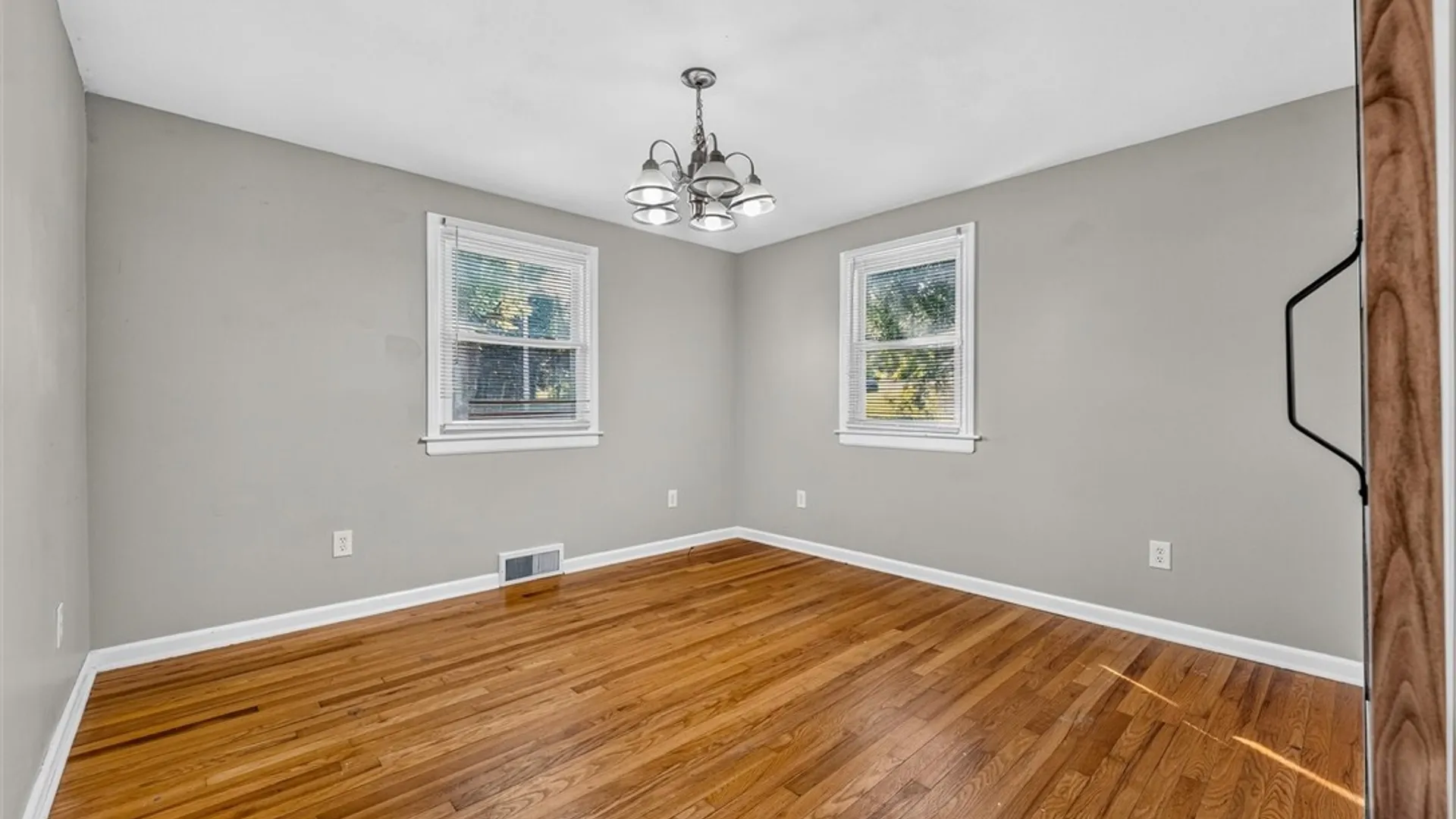 Property at 414 Beverly Drive, Camillus, NY 13219 22