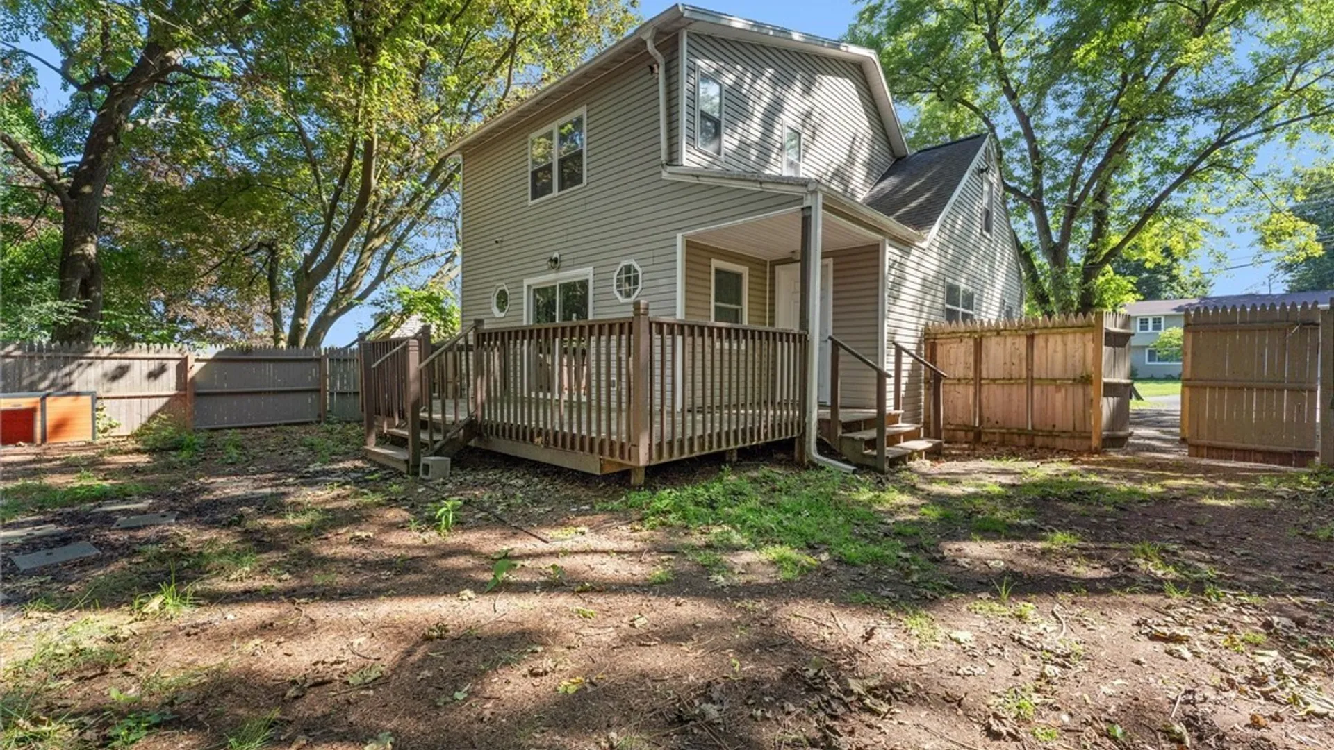 Property at 414 Beverly Drive, Camillus, NY 13219 37
