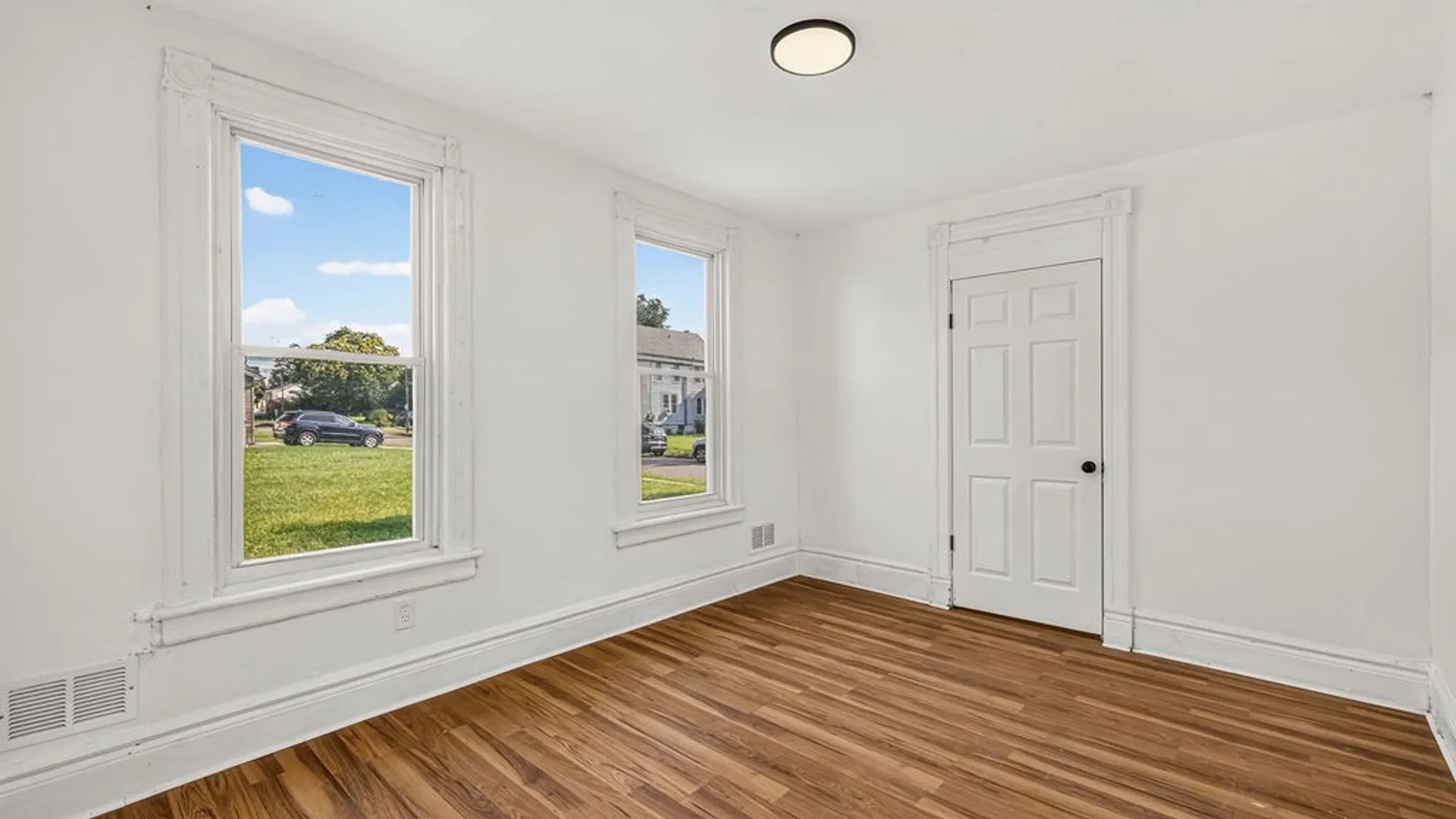 Property at 212 Chester Street, Buffalo, NY 14208 8
